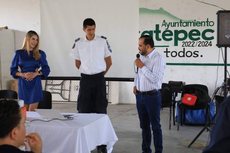 PRESTADORES DE SERVICIOS Y PERSONAL DEL AYUNTAMIENTO DE ZACATEPEC RECIBEN CAPACITACIÓN DE PRIMEROS AUXILIOS POR PARTE DEL ERUM.